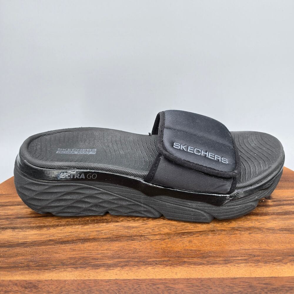 Skechers Max Cushioning Sandals Womens 8 Black Chunky Adjustable Strap Slides